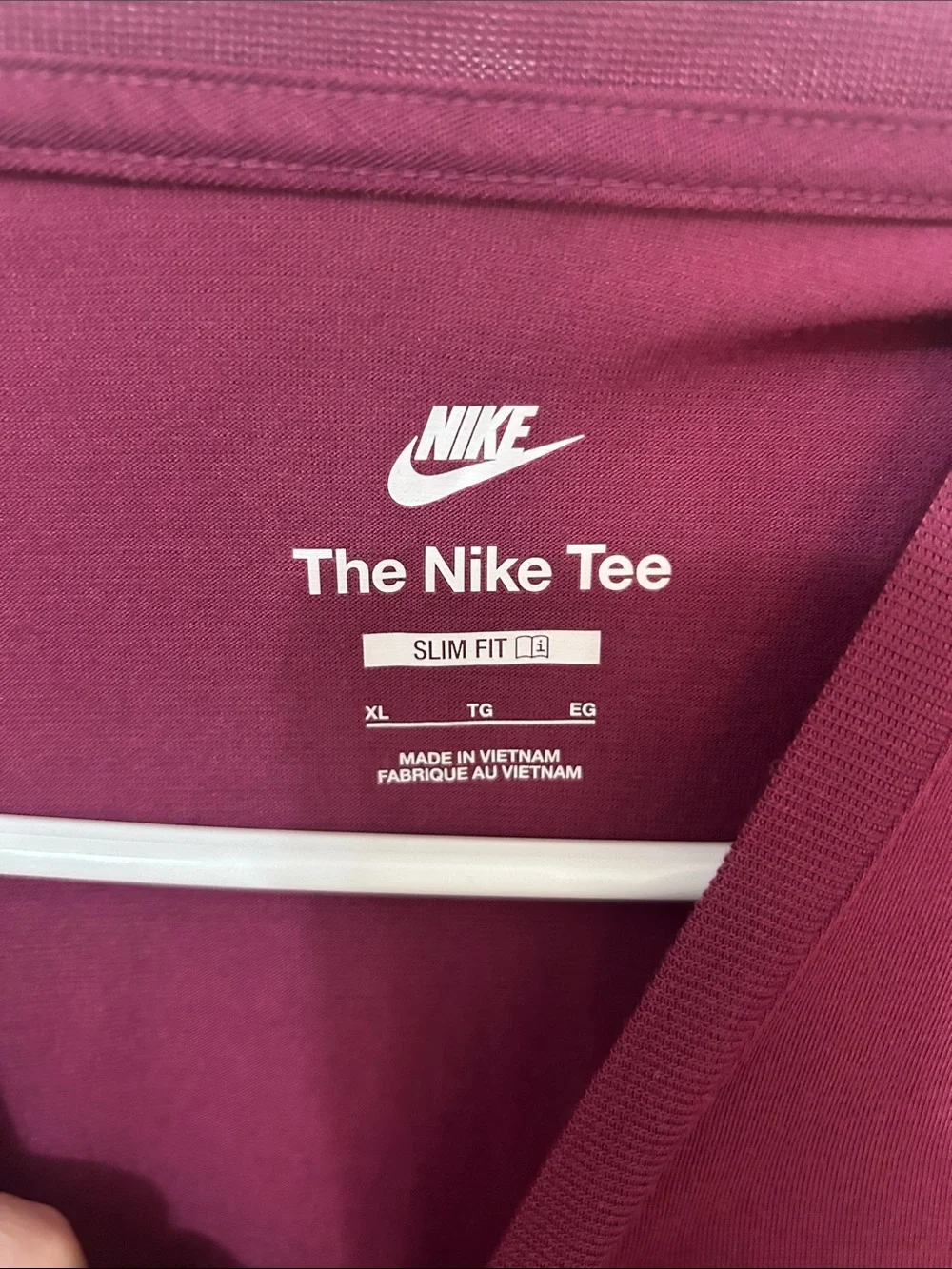 Nike Women's Cropped Slim Fit Tee Shirt size XL Maroon Red swoosh running shirt